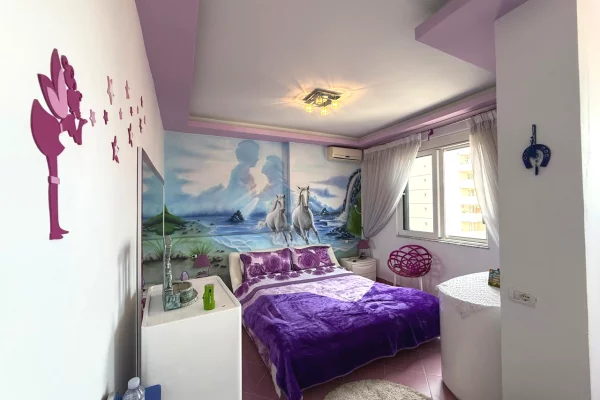 Shitet, Apartament, Tek Rrota e Kuqe – Durrës.