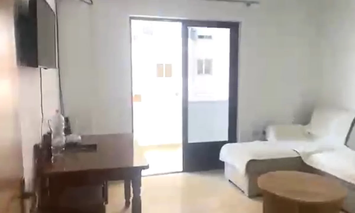 Shtepi me qera Apartament ne Durres, 1+1, Mobilimi E mobiluar, Pagesa 30,000  Leke.