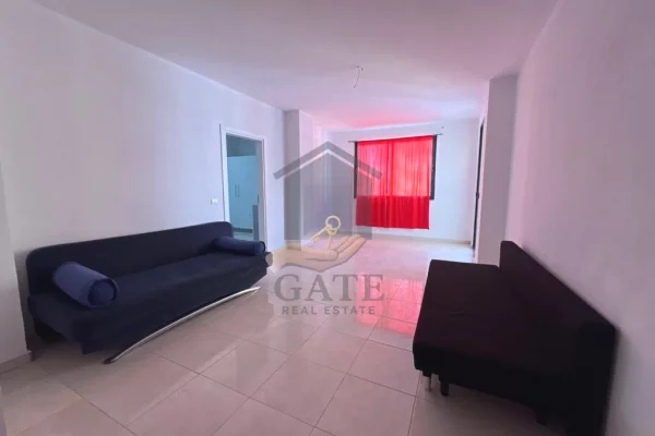 Shtepi ne shitje Apartament ne Durres, 1+1, Mobilimi E mobiluar, Pagesa 124,000  Euro.
