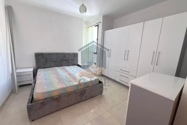 Shtepi ne shitje Apartament ne Durres, 1+1, Mobilimi E mobiluar, Pagesa 124,000  Euro.