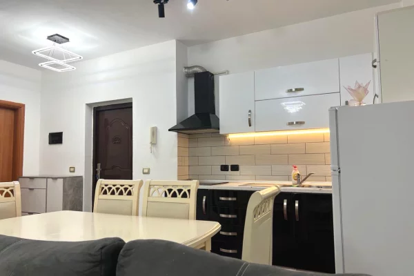 Shtepi ne shitje Apartament ne Durres, 1+1, Mobilimi E mobiluar, Pagesa 167,000  Euro.
