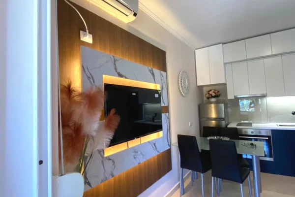 Shitet, Apartament 2+1, Vijë e Parë me Detin – Rrotondo, Golem.