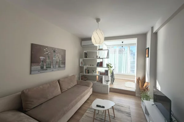 Shtepi ne shitje Apartament ne Durres, 1+1, Mobilimi E mobiluar, Pagesa 140,000  Euro.