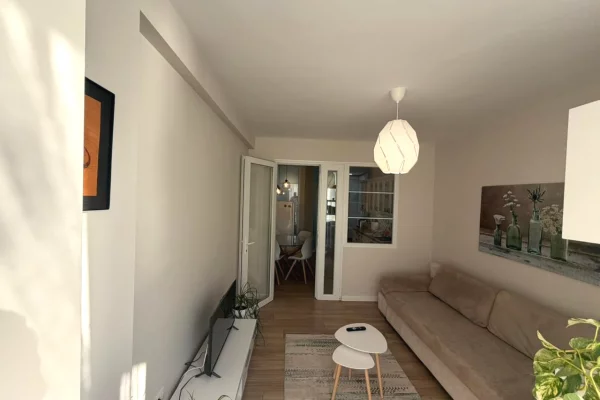 Shitet, Apartament 1+1, Vijë e Parë me Detin – Shkëmbi i Kavajës,Durres