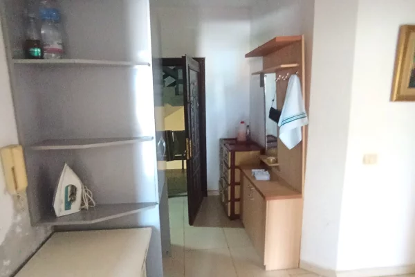 Shtepi me qera Apartament ne Durres, 2+1, Mobilimi E mobiluar, Pagesa 30,000  Leke.