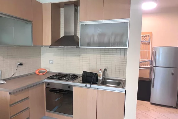 Shtepi me qera Apartament ne Durres, 1+1, Mobilimi E mobiluar, Pagesa 350  Euro.