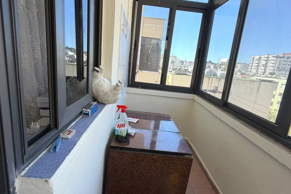 Shtepi me qera Apartament ne Durres, 1+1, Mobilimi E mobiluar, Pagesa 20,000  Leke.