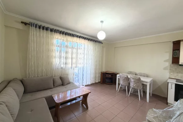 Shtepi me qera Apartament ne Durres, 1+1, Mobilimi E mobiluar, Pagesa 20,000  Leke.
