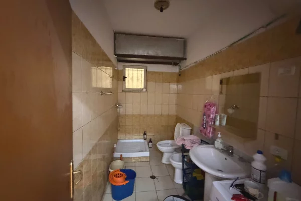 Shtepi me qera Apartament ne Durres, 1+1, Mobilimi E mobiluar, Pagesa 250  Euro.