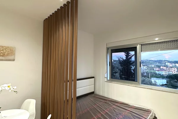 Shtepi ne shitje Apartament ne Durres, Garsoniere, Mobilimi E mobiluar, Pagesa 43,500  Euro.