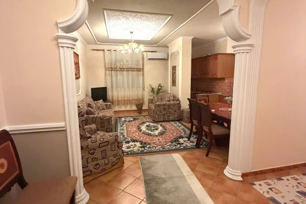 Shtepi me qera Apartament ne Durres, 2+1, Mobilimi E mobiluar, Pagesa 40,000  Leke.