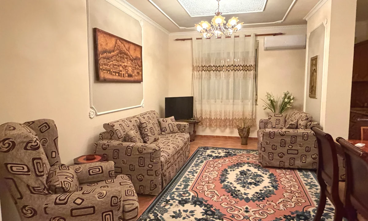 Shtepi me qera Apartament ne Durres, 2+1, Mobilimi E mobiluar, Pagesa 40,000  Leke.