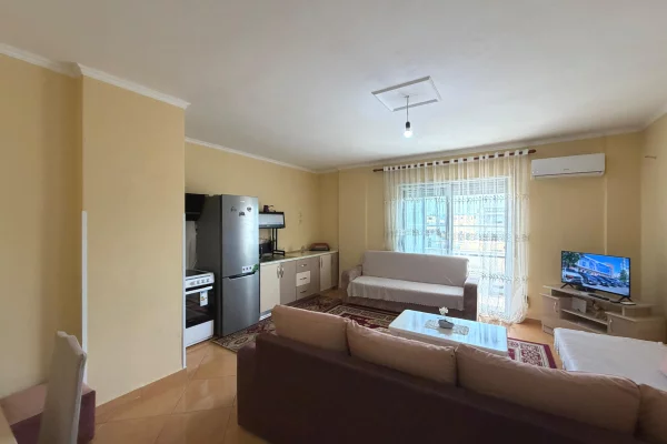 Shtepi me qera Apartament ne Durres, 1+1, Mobilimi E mobiluar, Pagesa 350  Euro.
