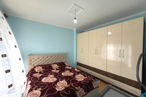 Shtepi me qera Apartament ne Durres, 1+1, Mobilimi E mobiluar, Pagesa 350  Euro.