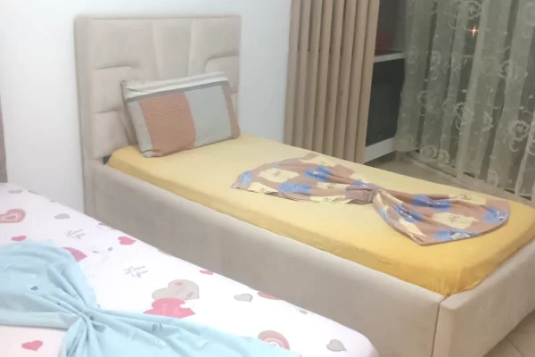 Shtepi me qera Garsoniere ne Durres - 27,000 Leke