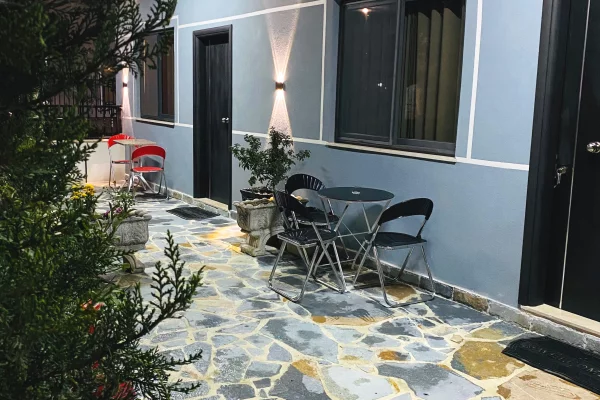 Shtepi me qera Apartament ne Durres, Garsoniere, Mobilimi E mobiluar, Pagesa 32,000  Leke.