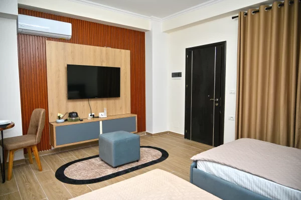 Shtepi me qera Apartament ne Durres, Garsoniere, Mobilimi E mobiluar, Pagesa 32,000  Leke.