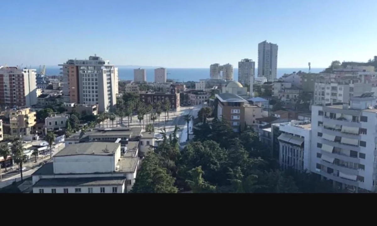 Shtepi me qera Apartament ne Durres, 1+1, Mobilimi E mobiluar, Pagesa 35,000  Leke.