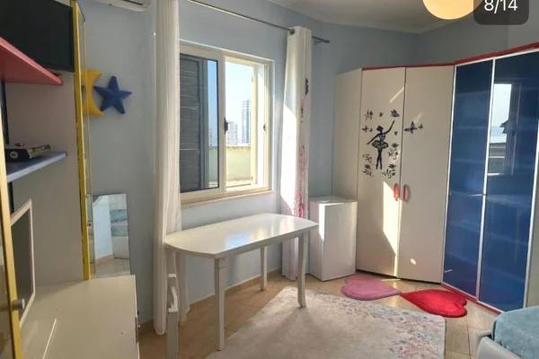Shtepi me qera Apartament ne Durres, 1+1, Mobilimi E mobiluar, Pagesa 35,000  Leke.