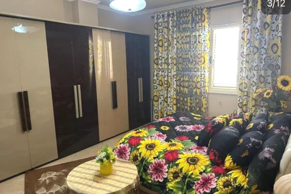 Shtepi me qera Apartament ne Durres, 1+1, Mobilimi E mobiluar, Pagesa 35,000  Leke.