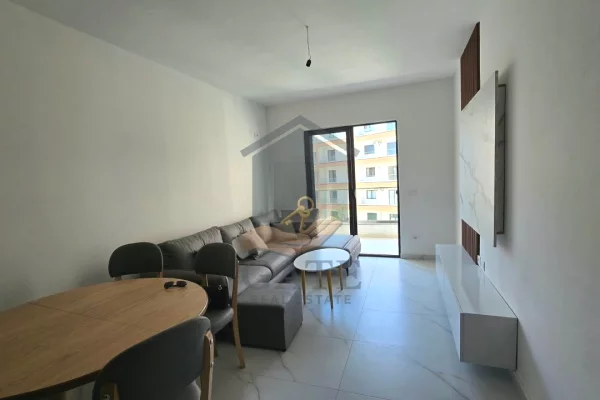 SHITET APARTAMENT 1+1 ME GARAZH – GOLEM