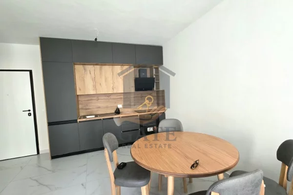 Shtepi ne shitje Apartament ne Durres, 1+1, Mobilimi E mobiluar, Pagesa 90,000  Euro.