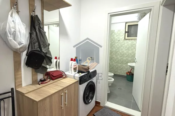 Shtepi me qera Apartament ne Durres, 1+1, Mobilimi E mobiluar, Pagesa 35,000  Leke.