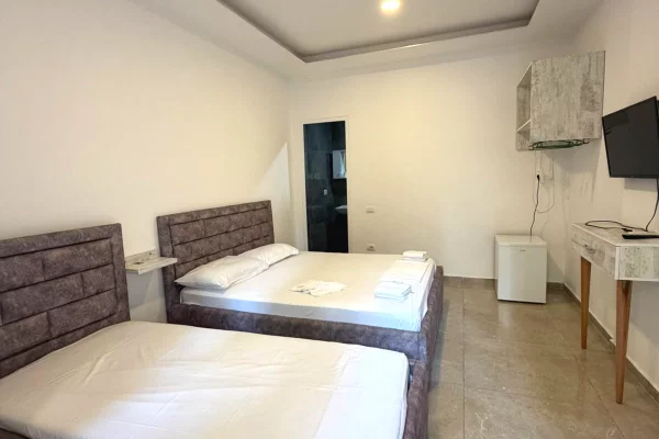 Shtepi me qera Garsoniere ne Durres - 25,000 Leke