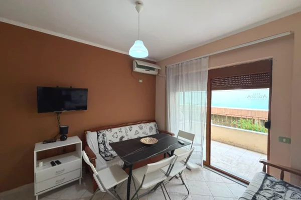 Shtepi me qera Apartament ne Durres, 1+1, Mobilimi E mobiluar, Pagesa 22,000  Leke.