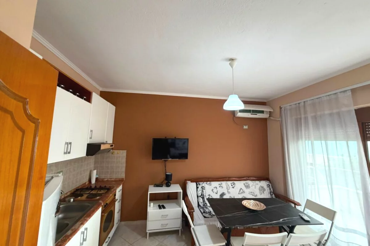 Shtepi me qera Apartament ne Durres, 1+1, Mobilimi E mobiluar, Pagesa 22,000  Leke.