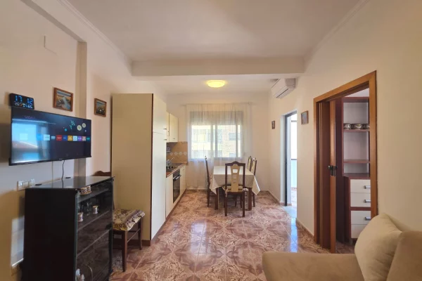 Shtepi me qera Apartament ne Durres, 1+1, Mobilimi E mobiluar, Pagesa 40,000  Leke.