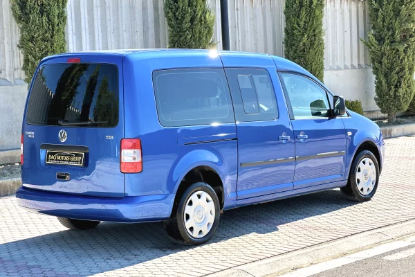 Auto in Vendita a Durazzo, Volkswagen, 2009 Diesel,Kambio Manual Pagamento 680,000  Leke.