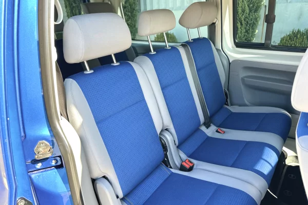 Auto in Vendita a Durazzo, Volkswagen, 2009 Diesel,Kambio Manual Pagamento 680,000  Leke.