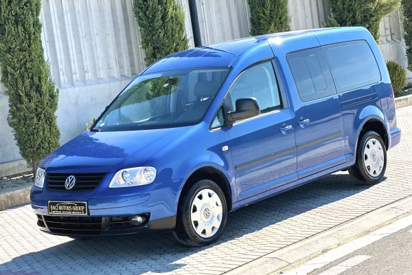 Auto in Vendita a Durazzo - 680,000 Leke