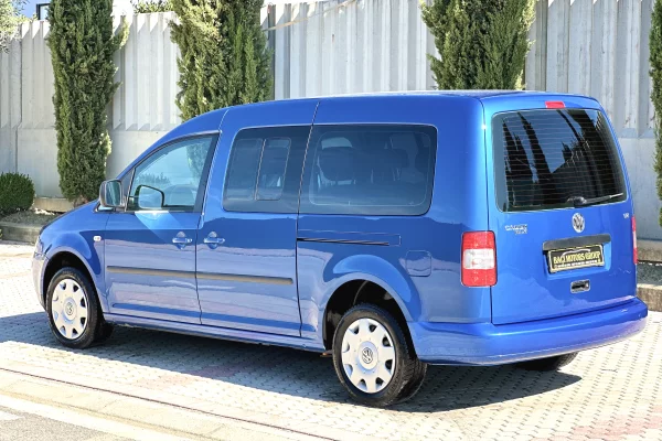 Auto in Vendita a Durazzo, Volkswagen, 2009 Diesel,Kambio Manual Pagamento 680,000  Leke.