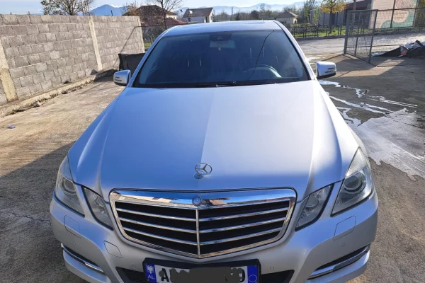 Auto in Vendita a Tirana - 6,000 Euro