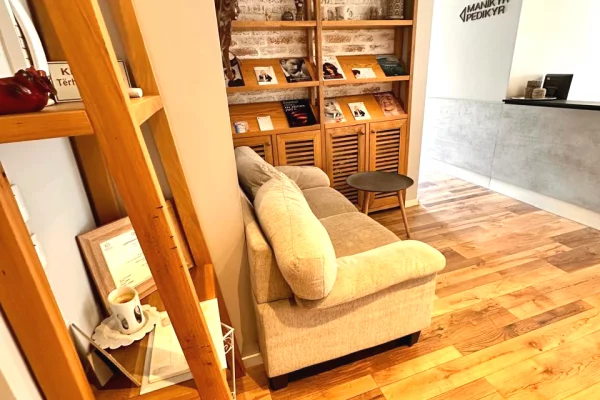 Ambient biznesi me qera 1+1 ne Tirane - 1,500 Euro