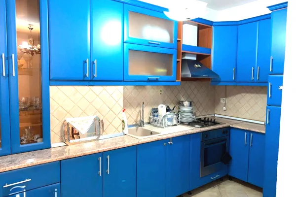 Appartamento in vendita a Tirana 1+1, Arredato