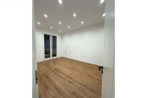 Appartamento in vendita a Tirana 1+1, Vuoto