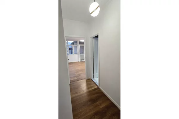 Appartamento in vendita a Tirana 2+1, Vuoto