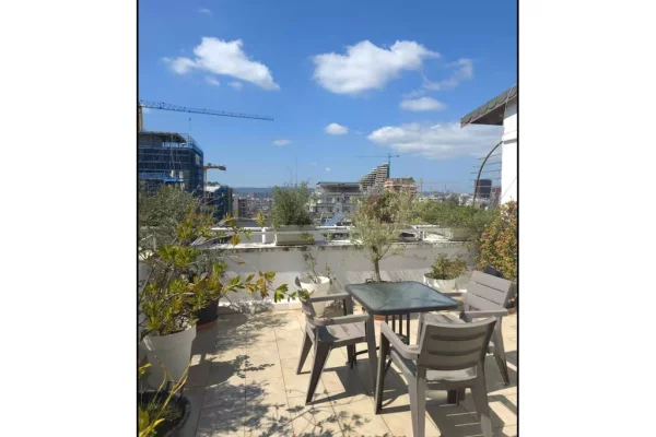 Super apartament me qira në zemër të Bllokut!