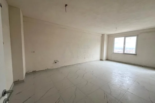 Apartament 2+1 ne shitje Kamez