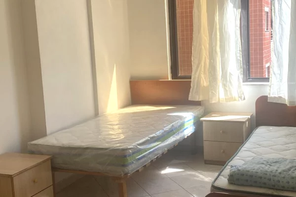 Shtepi me qera 2+1 ne Tirane - 370 Euro