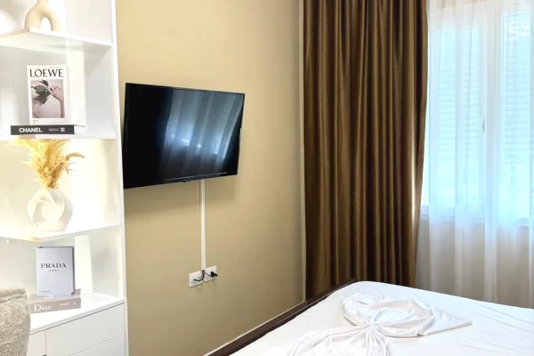 Shtepi me qera Apartament ne Tirane, 1+1, Mobilimi E mobiluar, Pagesa 800  Euro.