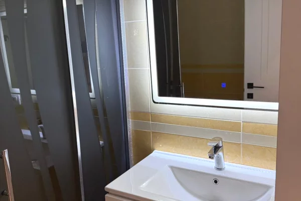 Shtepi me qera Apartament ne Tirane, 1+1, Mobilimi E mobiluar, Pagesa 800  Euro.