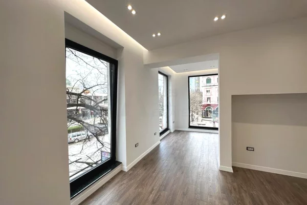 Super Ambient Biznesi me Qira ne myslym shyr 