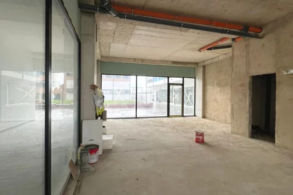 Jepet ambient biznesi me qira tek Univers City!