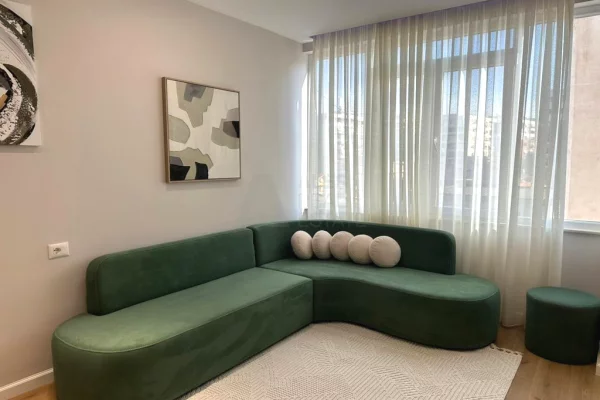 Shtepi ne shitje Apartament ne Tirane, 1+1, Mobilimi E mobiluar, Pagesa 121,000  Euro.