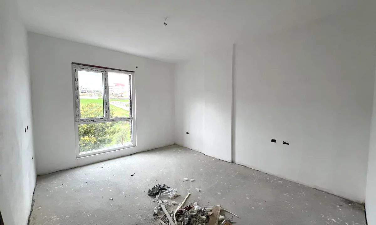 Shtepi ne shitje Apartament ne Tirane, 2+1, Mobilimi Bosh, pa mobiluar, Pagesa 101,890  Euro.