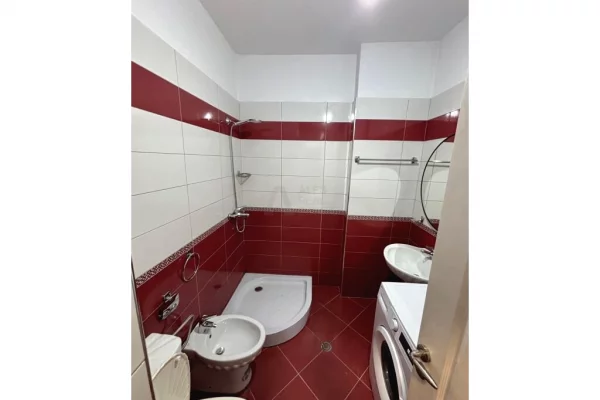 Shtepi me qera Apartament ne Tirane, 1+1, Mobilimi E mobiluar, Pagesa 400  Euro.